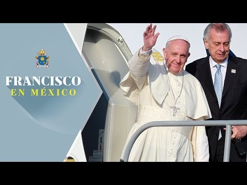 Ambiente festivo en el Aeropuerto de Morelia por llegada del Sumo Pontífice