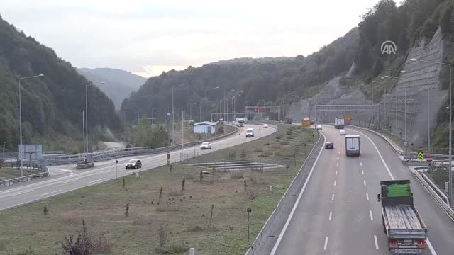 Anadolu Otoyolu'nda Bayram Trafiği (2)