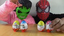 Bola coches desafío huevos huevos huevos gigante casco pozo hombre araña sorpresa juguetes Disney vs fo