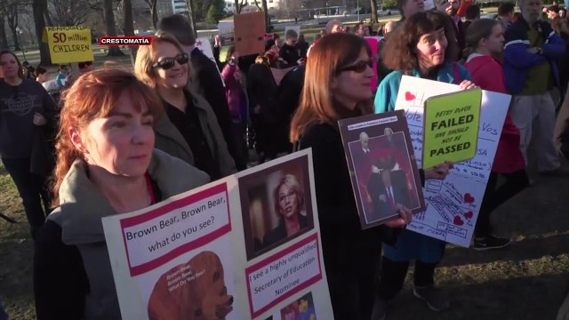 NUEVA COALICION DE ESCUELAS SANTUARIO TOMA MEDIDAS PARA PROTEGER A ALUMNOS INDOCUMENTADOS