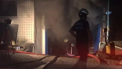 Bağcılar'da Tekstil İmalathanesinde Korkutan Yangın