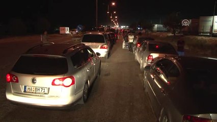 Avrupa'ya Açılan Kapılarda Dönüş Trafiği Sürüyor