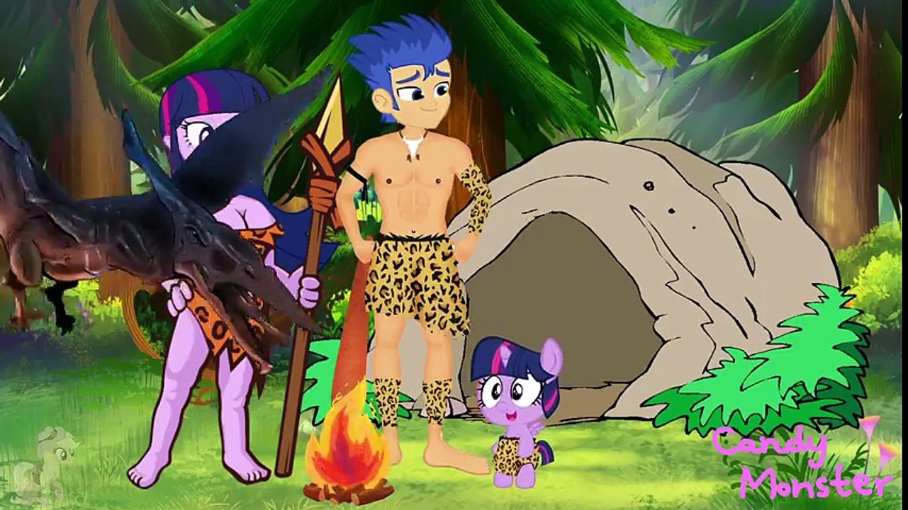 My Little Pony MLP Equestria Girls Transforms with Animation Love Story (4)