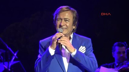 Bodrum Erol Evgin 33 Yıl Sonra Yine Bodrum Kalesi'nde Sahne Aldı