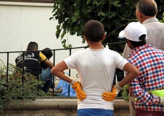 2 Çocuk Annesi 12. Kattan Atlayarak İntihar Etti