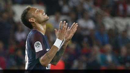 Télécharger la video: Marquinhos hails Neymar’s 'perfect' start at PSG