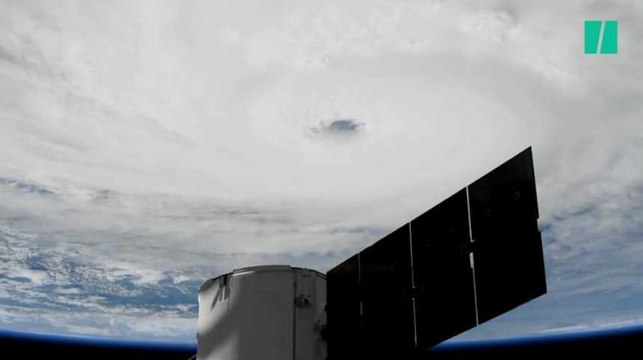 Les premières images de l'ouragan Harvey, qui a atteint les côtes américaines