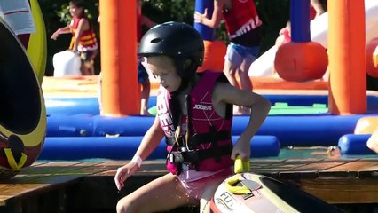 L 'Aquaparc le plus Dangereux # le parc aquatique WATER JUMP de la Base de POP