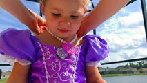 Video Niños para y Princesa en un globo Princesa Sofía está en busca de amigos niños juegos