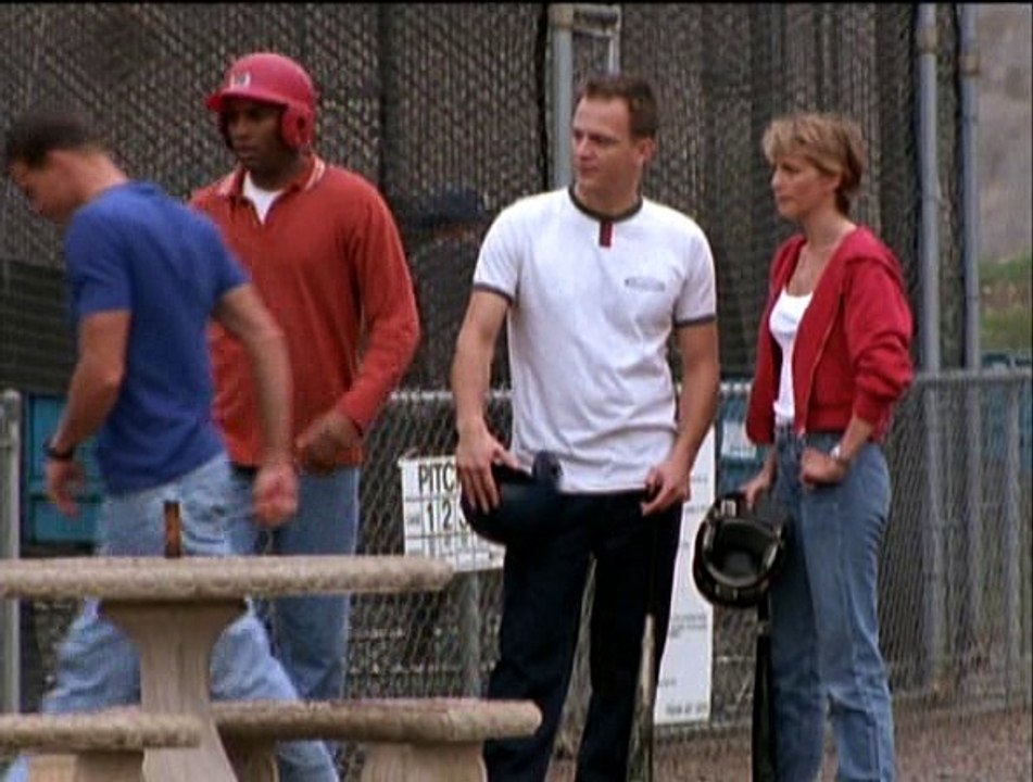 Pensacola Wings Of Gold S01e17 Lost Shipment