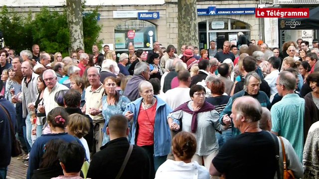 Lannion. Danse bretonne à la dernière soirée des Tardives