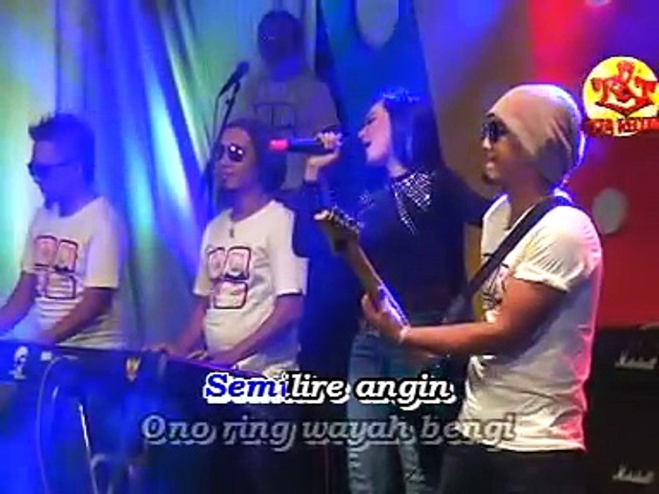 ELSA SAFIRA-KANGEN SETENGAH MATI-OM.NIRWANA