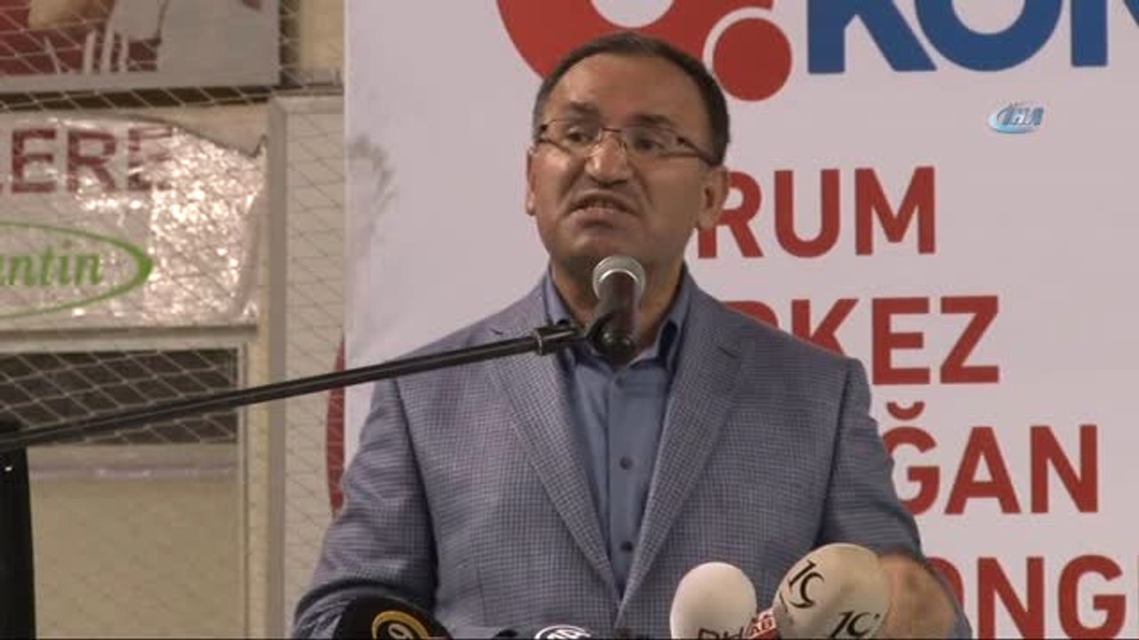 Başbakan Yardımcısı Bekir Bozdağ;"(Kılıçdaroğlu'na) Adamın Anayasadan Haberi Yok"