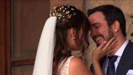 Alberto Garzón y Anna Ruiz se dan el "sí quiero" en Cenicero (La Rioja)