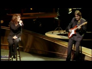 Isabelle Boulay : Celui Qui Dort Avec Moi (avec Jean-Pierre Bucolo) – Live À L'Olympia – Avril 2005 – Du Temps Pour Toi