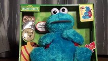 Cookie Monster Count N Crunch Toy Review - Cookie Monster Eats Cookies with Ernie Sesame S