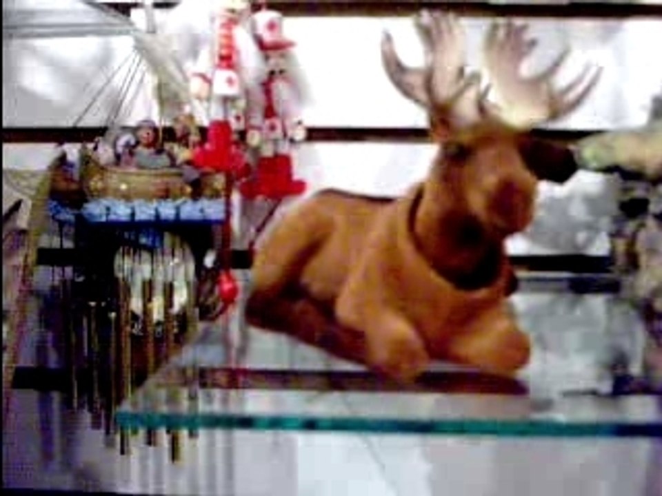 La poupée qui fait non