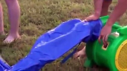Una y una en un tiene una un en y canal artificial gigante cómo inflable conjunto diapositiva para hasta agua agua agua tobogán con Amr amr
