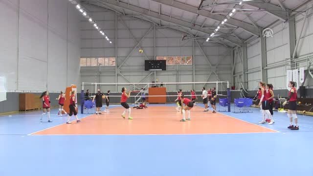 A Milli Kadın Voleybol Takımı'nın Kartepe Kampı - Başantrenör Guidetti