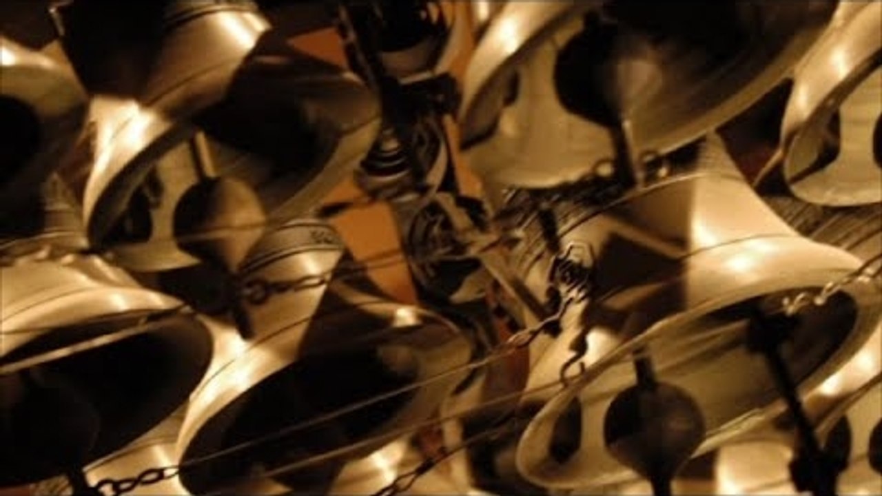 "Winter Chimes" by Kevin MacLeod
