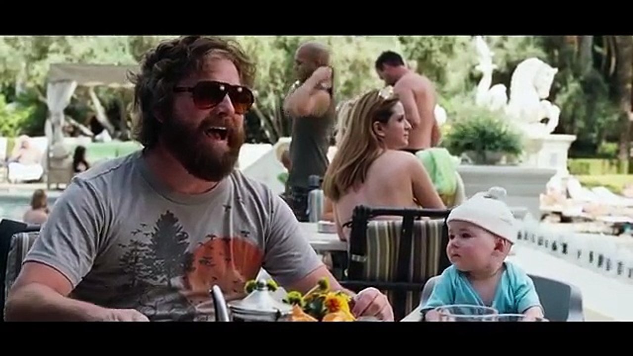 10 Movie Scenes You Cant Believe Are Not Bloopers