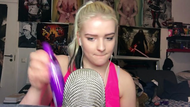 ASMR Finnish, baby, hands, reading