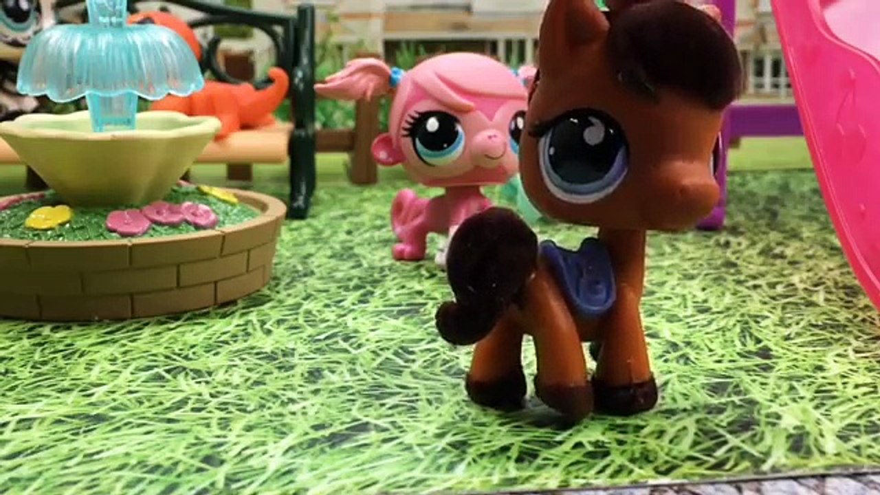 Azra ve Zümranın Maceraları 4.Bölüm - Minişler Cupcake Tv - Littlest Pet Shop -LPS Minişler Türkç