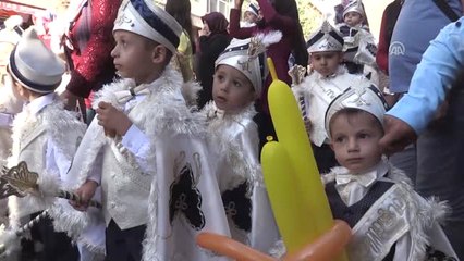 Скачать видео: Gümüşhane Uluslararası Kuşburnu-Pestil-Kültür ve Turizm Festivali