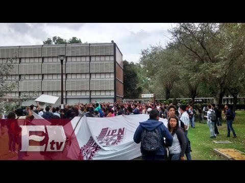 Alumnos y maestros del IPN van a paro / Ricardo Salas