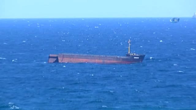 Sarıyer Kilyos Açıklarında Yük Gemisi Ortadan İkiye Ayrıldı