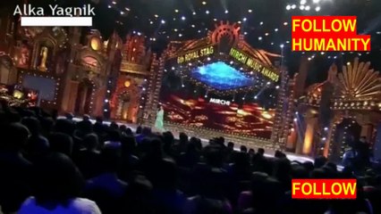 ALKA YAGNIK PERFORMING LIVE SONGS MEDLEY