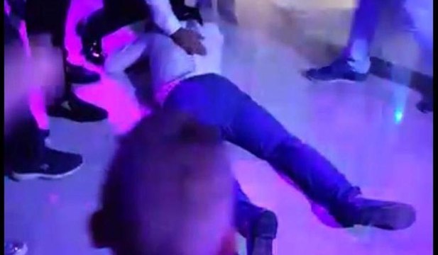 Düğünde ters takla atarken yere çakıldı