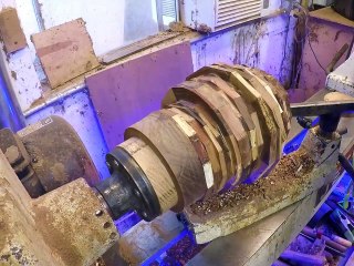 ADORNO CON MADERA RECICLADA