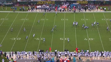Thomas Davis takes down Chad Henne