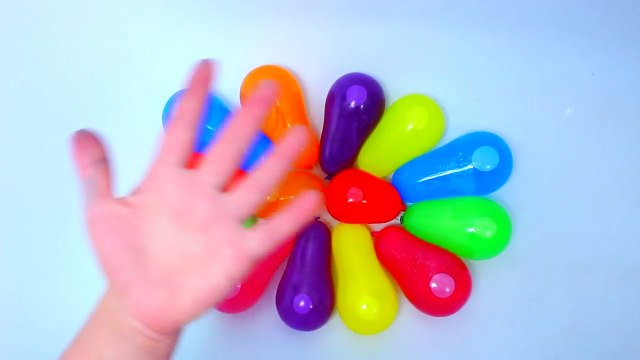 Finger Family song Wet Balloons Animal sounds Learn Colors| Nursery Rhymes for babies