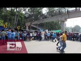 Maestros de la CNTE bloquean accesos al aeropuerto de Oaxaca/ Vianey Esquinca