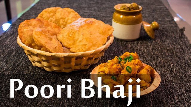 Poori Bhaji Recipe | पूरी और आलू की सब्जी | Poori And Potato Sabzi Recipe | Boldsky