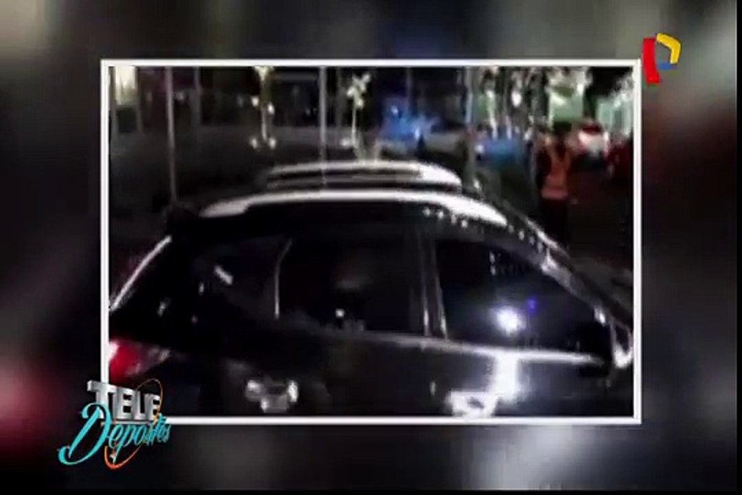 Jefferson Farfán llegó y fue directo a concentración peruana