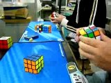 4 cubes in a row ｖｓ 2 cubes in a row