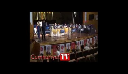 MHP kongresinde oylar polis bariyeri arkasında sayıldı