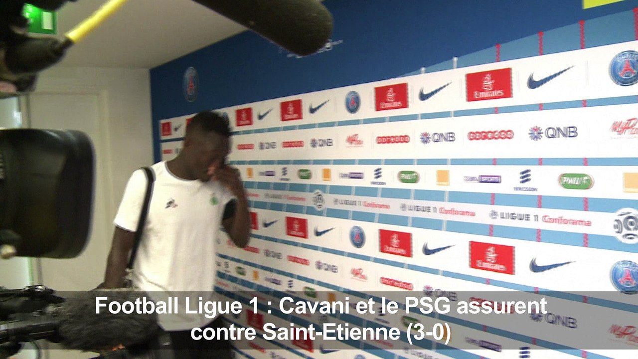Foot: Cavani et le PSG assurent contre Saint-Etienne