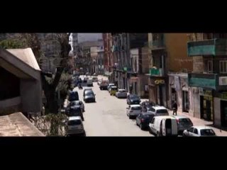 TG 03.10.13 "Tamburi" di Taranto, in un videoreportage la vita di un quartiere difficile