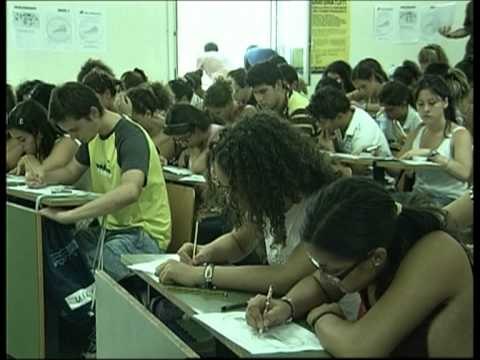 TG 26.09.13 Borse di studio Ritorno al Futuro , boom di domande