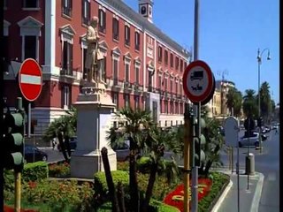 TG 17.10.13 Bari, i commercianti preparano un Natale anti-crisi