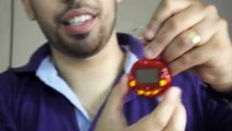 Tamagotchi Bichinho Virtual Jogo Eletrônico Oval Vermelho Sucesso dos Anos 90