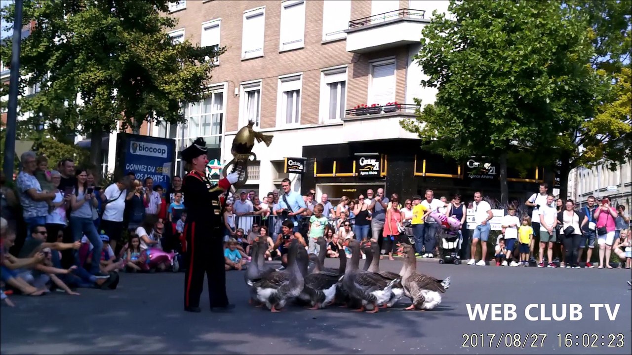Fanfare des oies au carnaval des folies de binbin à valenciennes