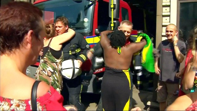 Notting Hill carnival honours Grenfell Tower fire victims