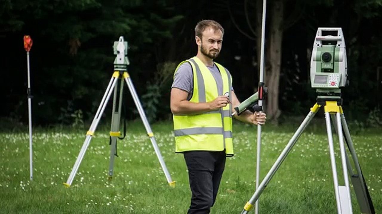 Looking Training for Site Engineering and Surveying