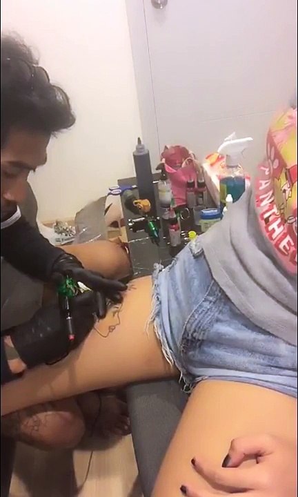 my idols name FM♚KATE  케이트BIGO ID22624709 is show how to tattoo correctly 28 08 2017
