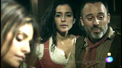 MARIANA Y MARGARITA CUIDAN DE GONZALO ESCENA 43